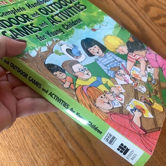 Paperback Book Indoor and Outdoor Activities for Children - Picture 3 of 15